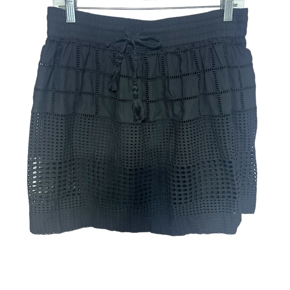 Tommy Bahama Daphne Eyelet Skirt Black Small/Petite - Picture 4 of 15